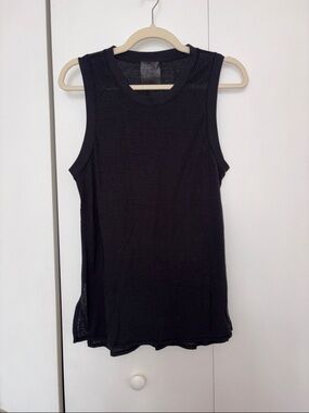 Lululemon Sleeveless Black Knit Tank Top